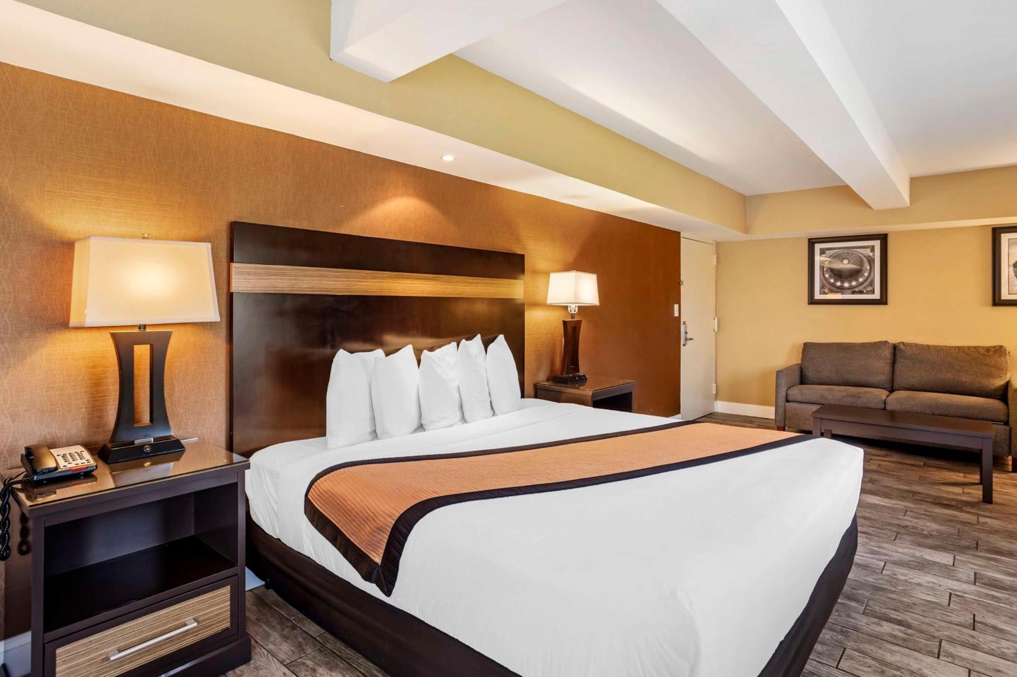 Best Western Plus Newark Airport West Exterior foto